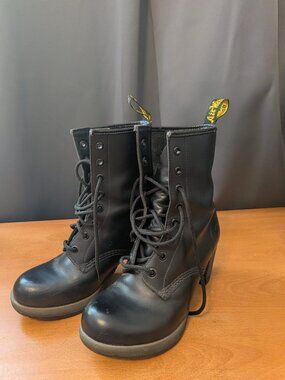 Dr Martens Kendra Women's Black Leather Heeled Platform Lace-Up Ankle Boots SIZE